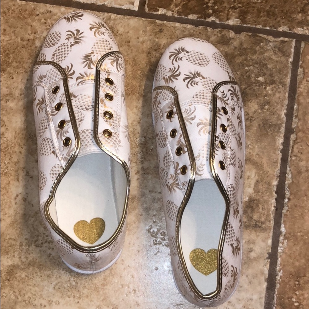 Pineapple Shoes